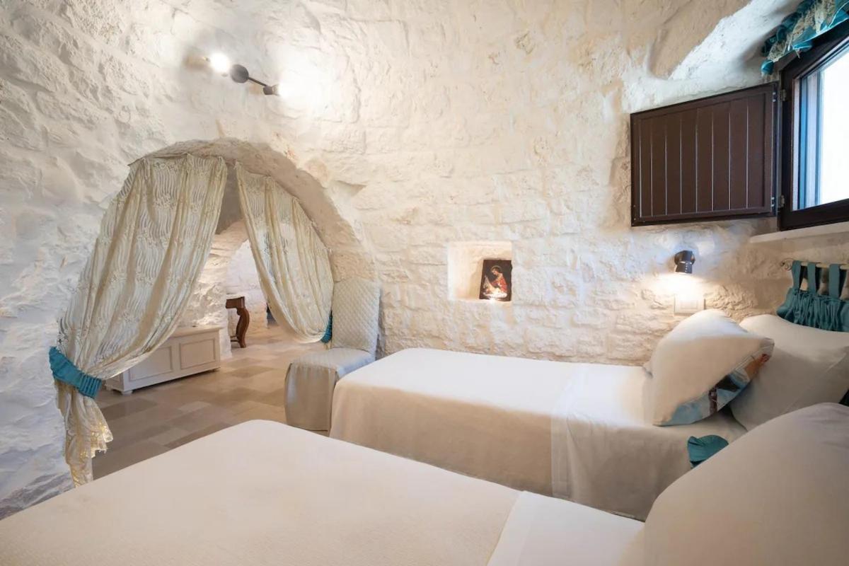 Valle D'Itria Trulli E Alcova Mikael Cisternino Eksteriør bilde