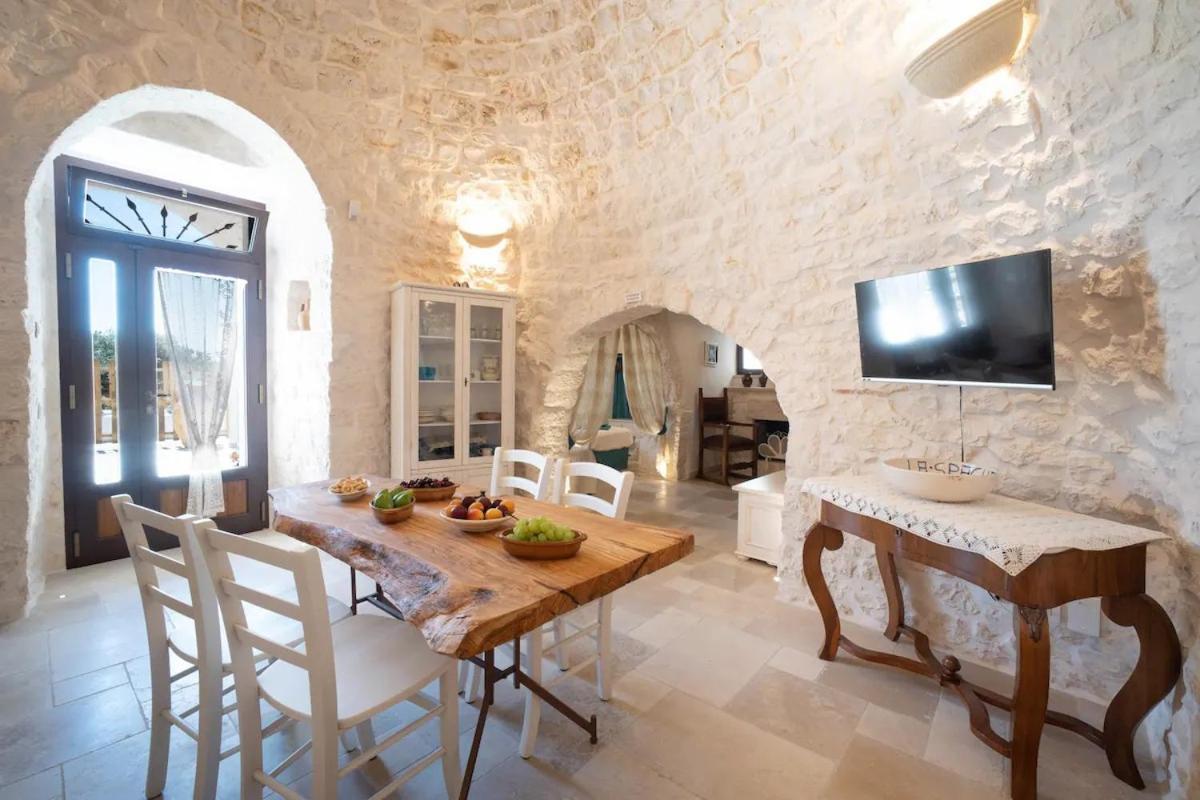 Valle D'Itria Trulli E Alcova Mikael Cisternino Eksteriør bilde